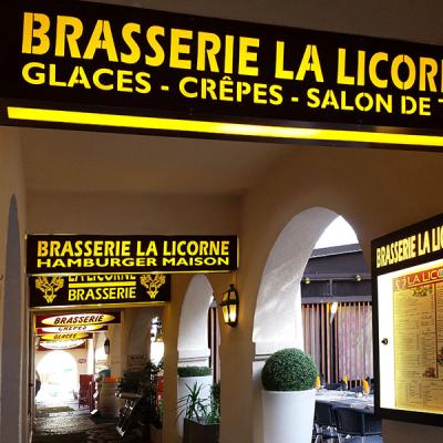 Caisson Pochoir Ensiegne Licorne
