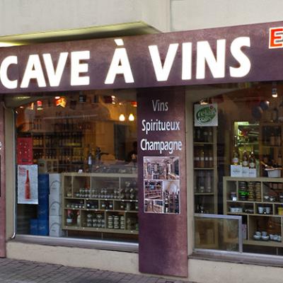 Enseigne Caissons Pochoirs Eclaires Vins