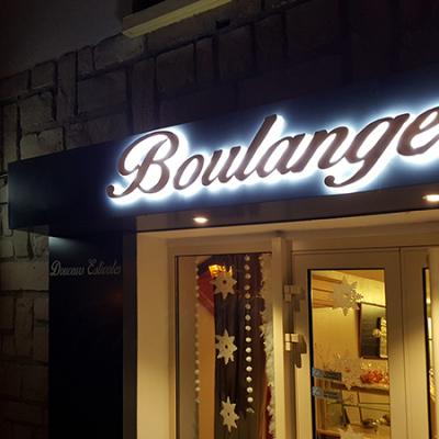 Ensiegnes Lettres En Relief Retro Eclairees Boulangerie1